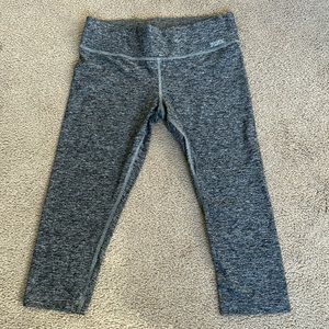 Victoria Secret Pink yoga pants size small